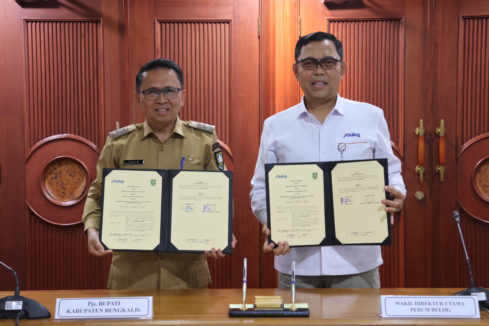 BULOG Teken MoU Pembangunan Gudang di Bengkalis