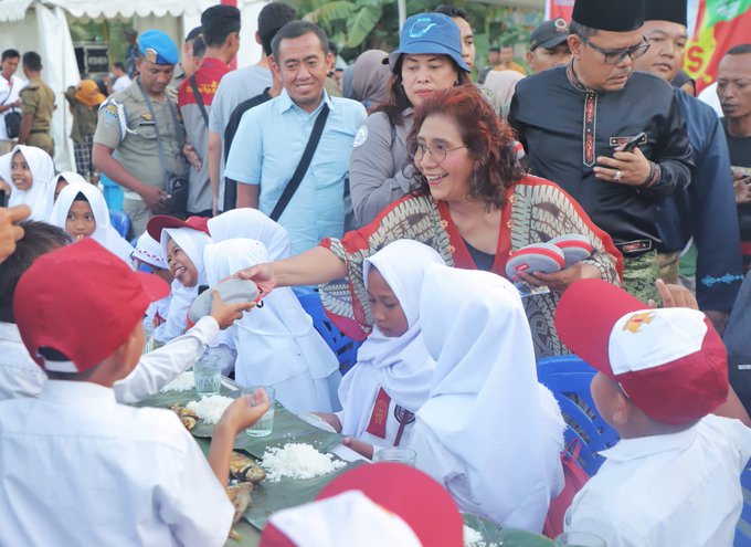 Restocking Benih Kakap Putih dan Clownfish di Anambas