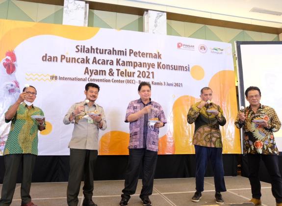 Mentan SYL dan Menko Airlangga Hadiri Silaturahmi Peternak Unggas Nasional