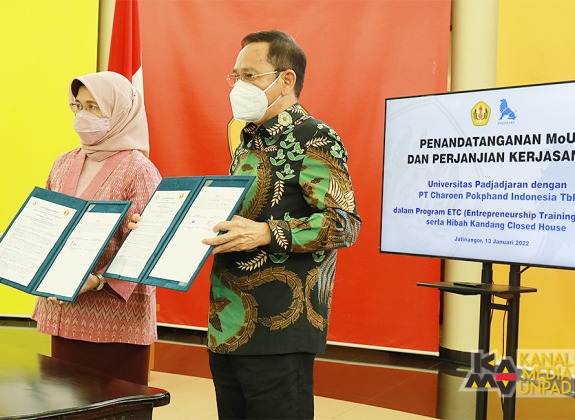 Tingkatkan SDM Peternakan, Charoen Pokphand Indonesia Gandeng Fapet Unpad