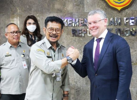 Australia Berikan Bantuan 1 Juta Dosis Vaksin PMK dan AUD 500 Ribu