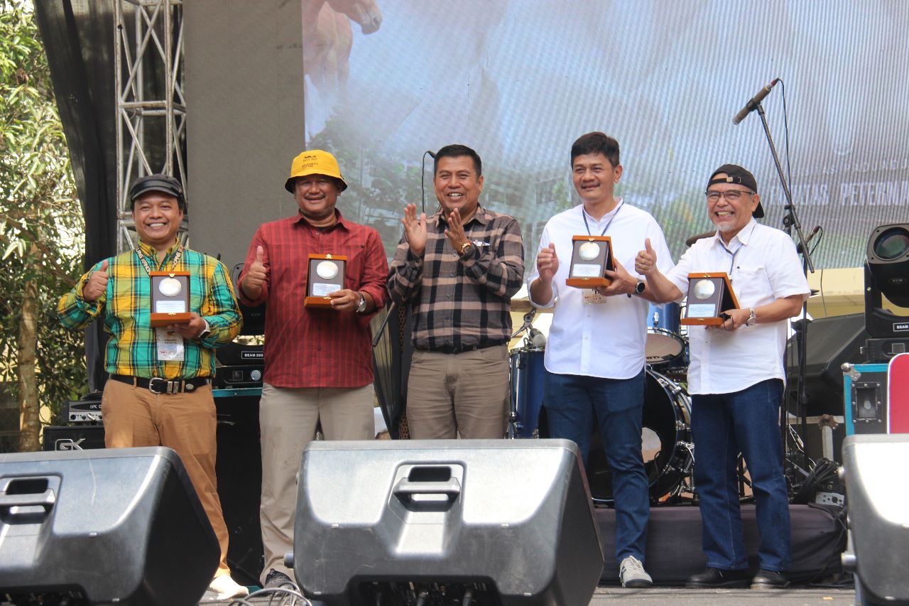 Fakultas Peternakan Unpad Gelar Reuni Akbar