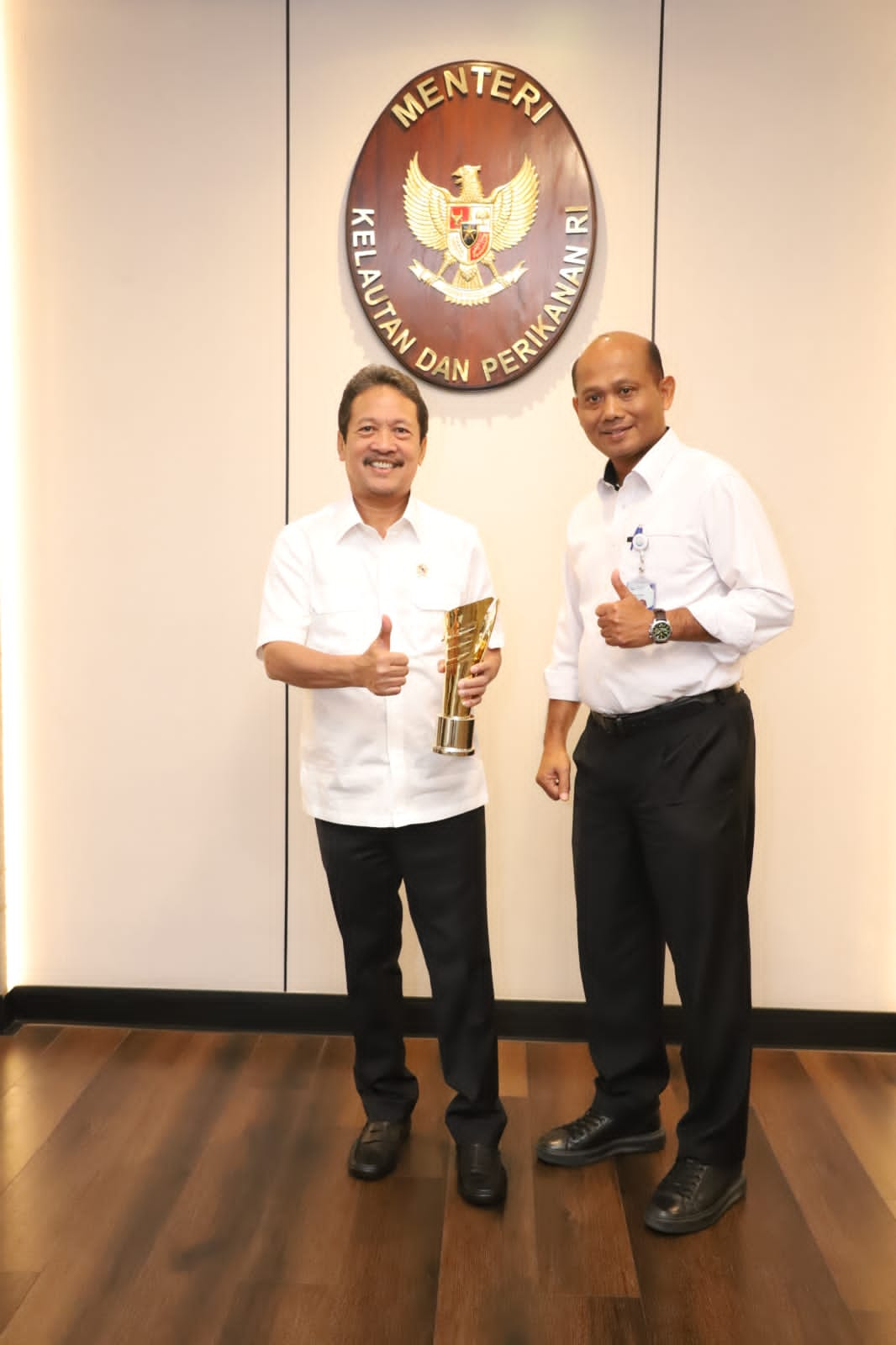 BUBK Kebumen Inisiasi Menteri Trenggono Raih Indonesia Award 2023