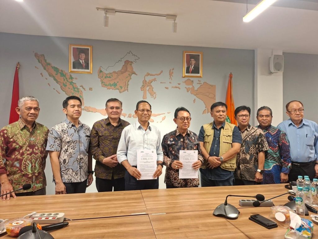 GAPKI gandeng APHI teken MoU Dalam Pengendalian Karhutla