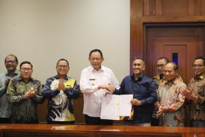 Kementan Kawal MoU Hilirisasi Ayam Gorontalo & ID FOOD