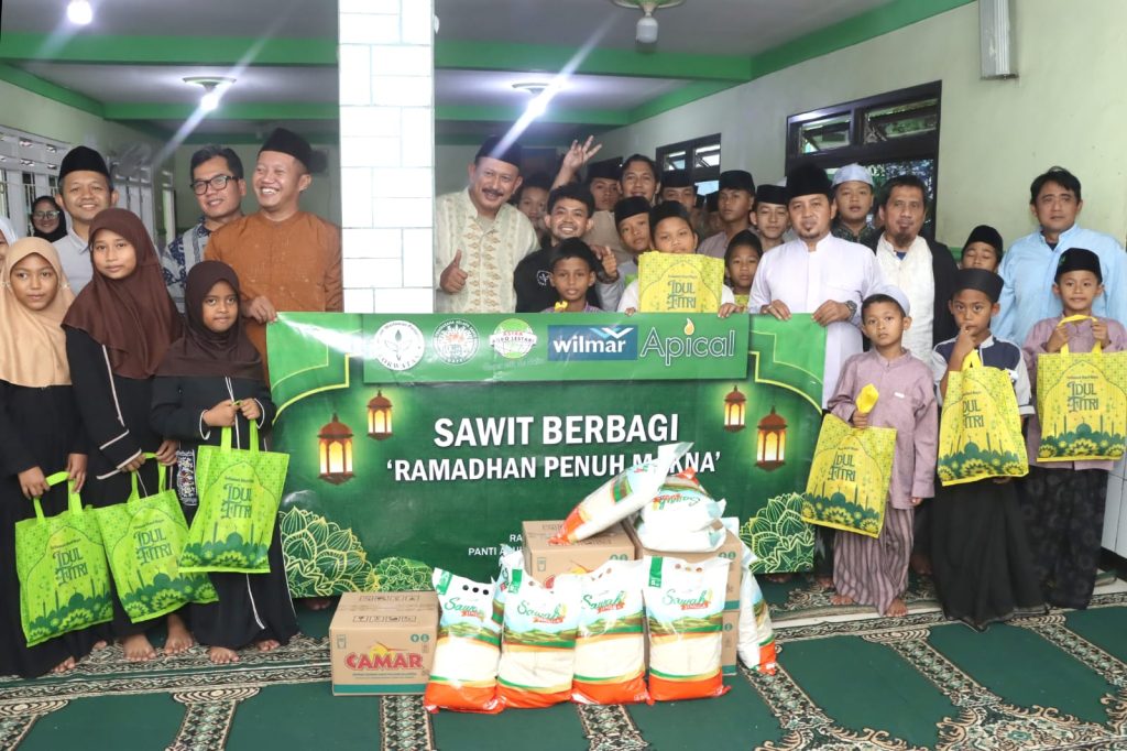 Forwatan dan Industri Sawit Berbagi Kebahagiaan untuk Anak Yatim
